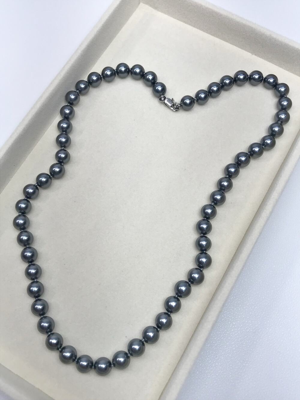 Black 8mm Glass Freshwater Pearl Sterling Silver 18in Hand Knotted Necklace